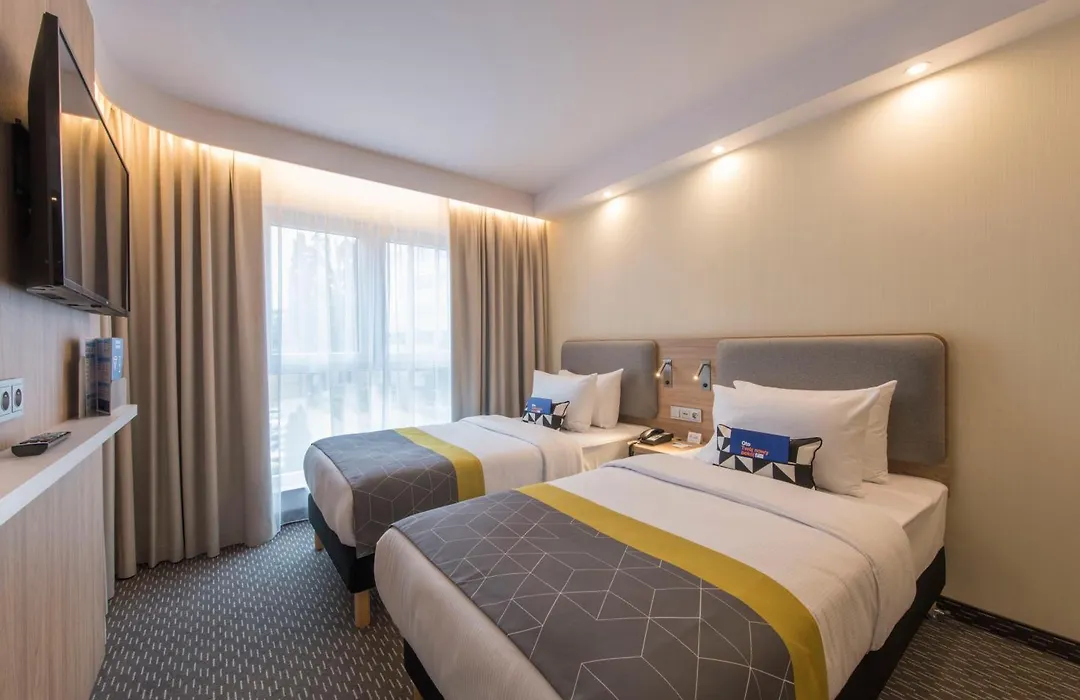 Holiday Inn Express Warsaw - Mokotow By Ihg-1
